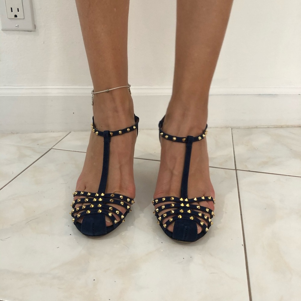 Schutz sandals embellish with gold spikes - Picture 5 of 10